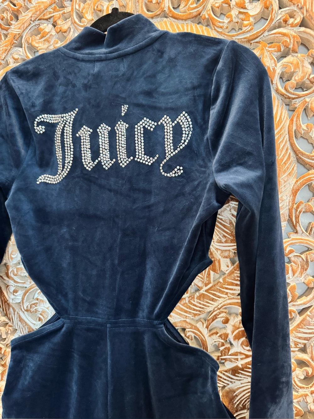 Juicy Couture Velour Cutout Jumpsuit Navy Rhinestone Logo Long Sleeves- size M - Picture 6 of 15